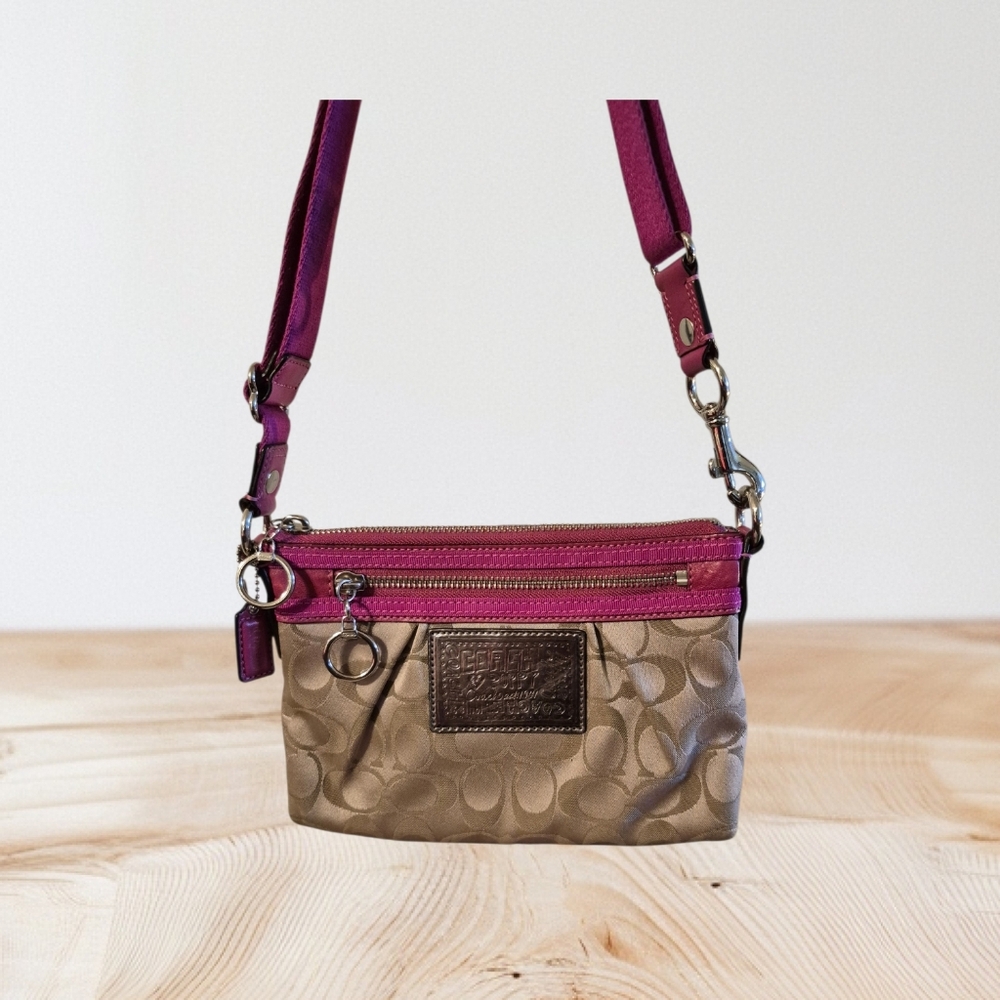 Coach Crossbody Bag in Tan with Pink Trim - Picture 2 of 9